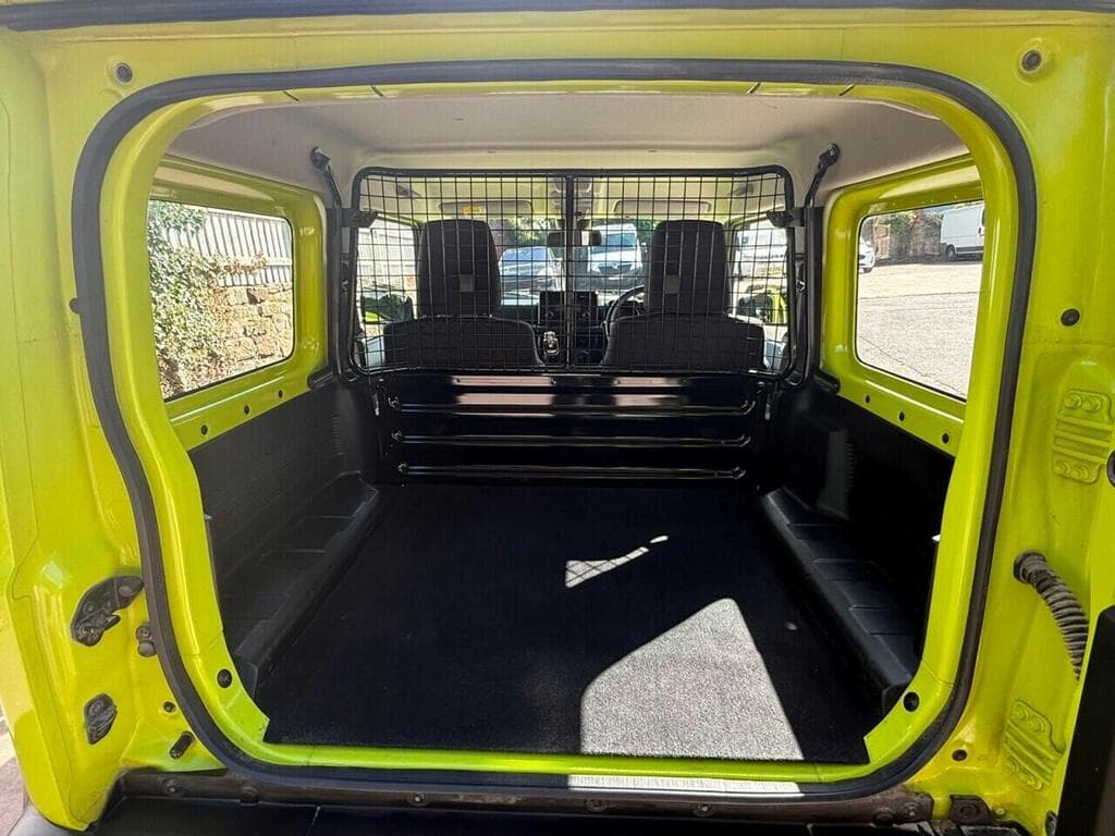 Suzuki Jimny 2022