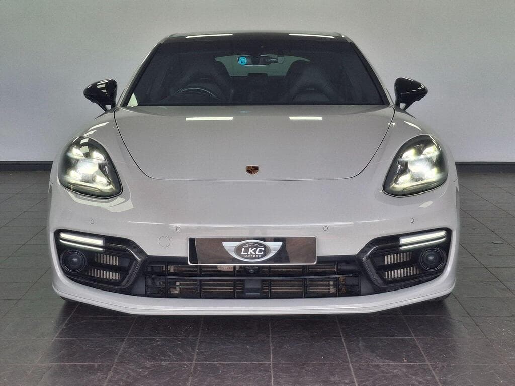 Porsche Panamera 2022