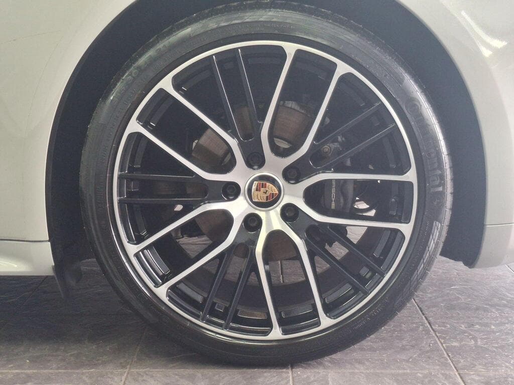 Porsche Panamera 2022