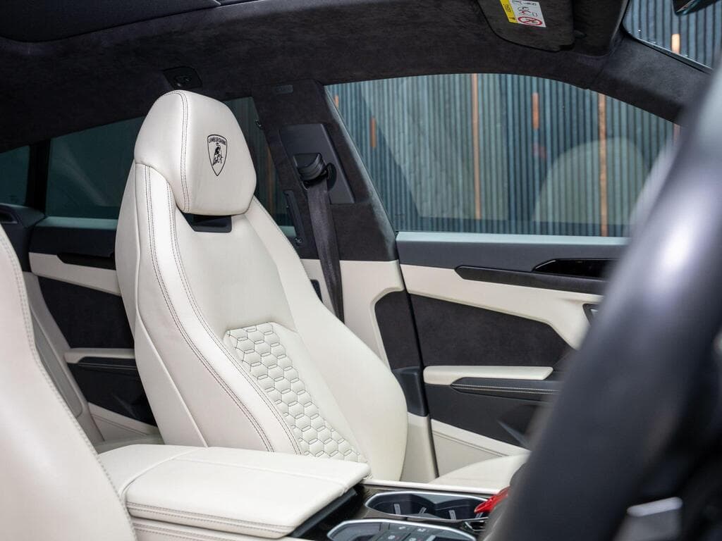 Lamborghini Urus 2022