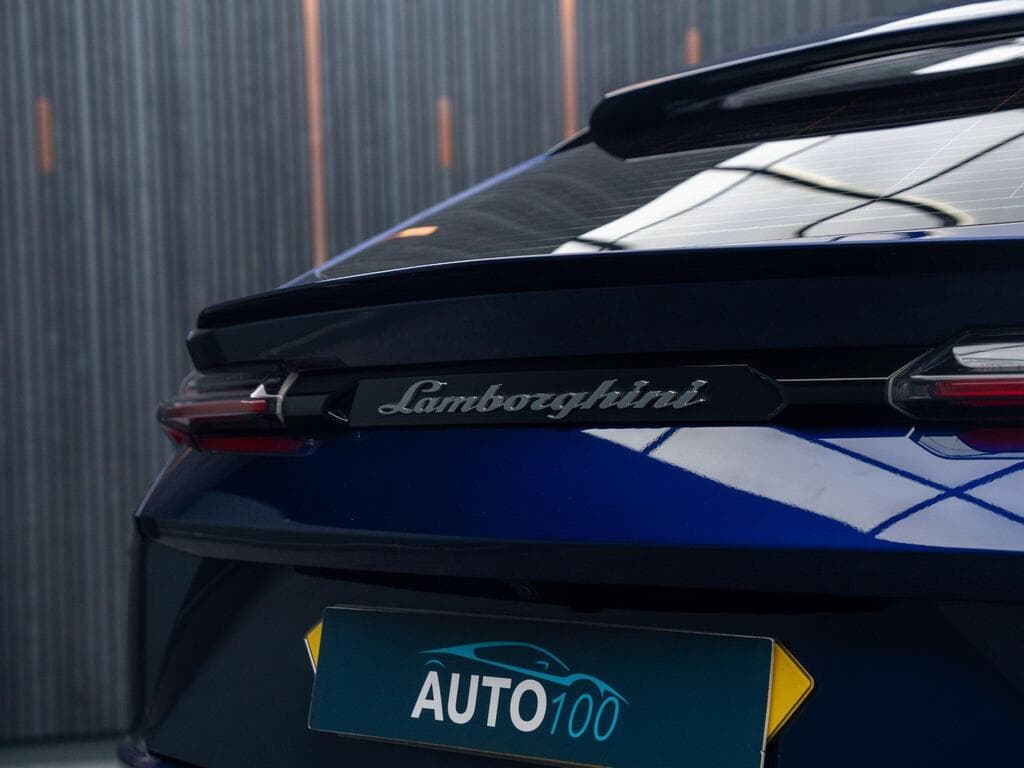 Lamborghini Urus 2022