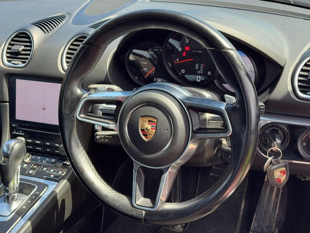 Porsche 718 Cayman 2022