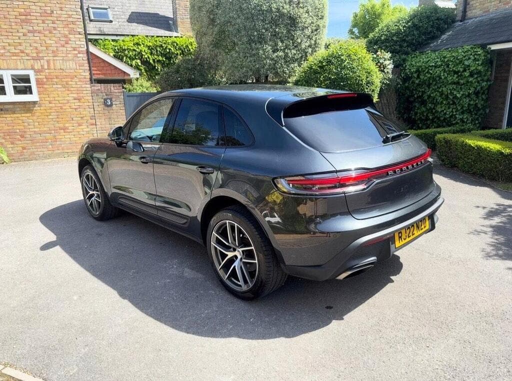 Porsche Macan 2022