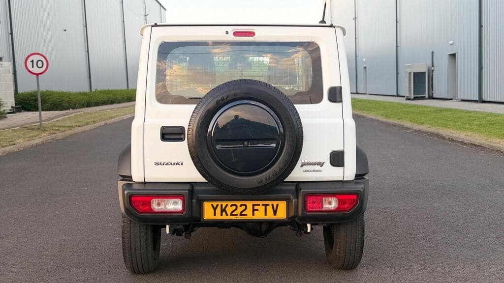 Suzuki Jimny 2022
