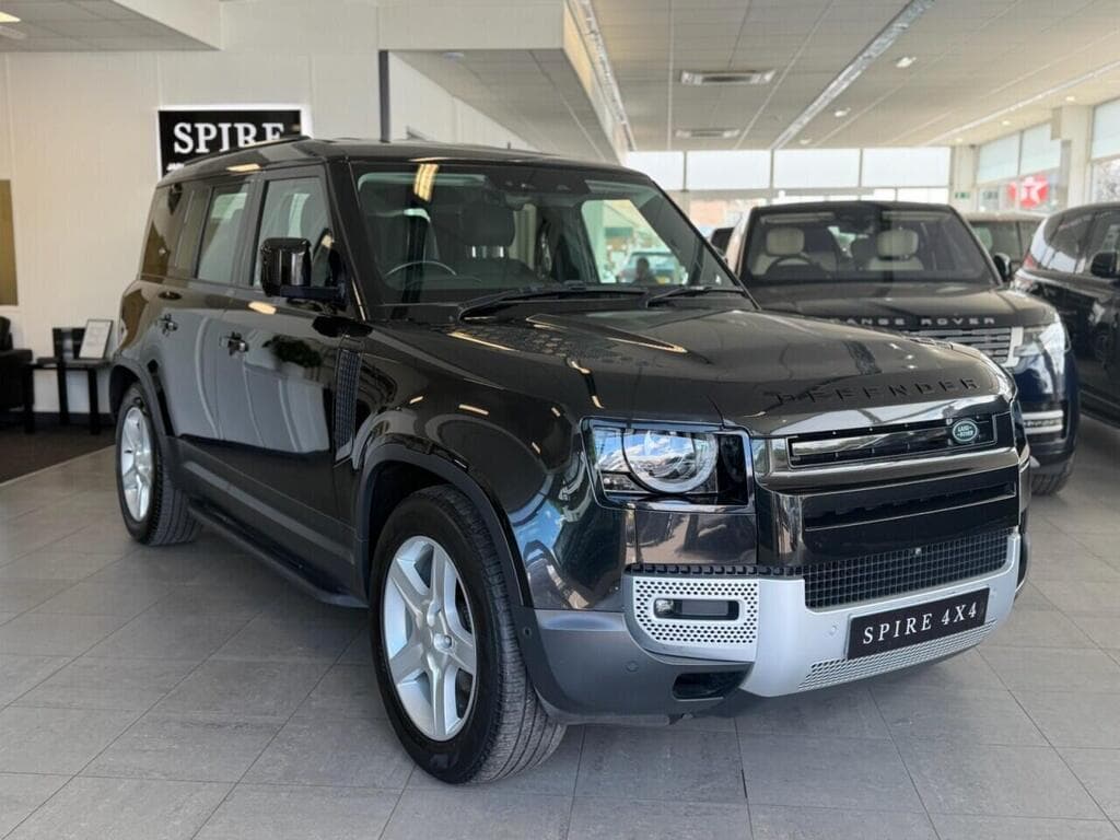 Land Rover Defender 110 2022