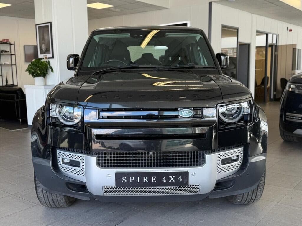Land Rover Defender 110 2022
