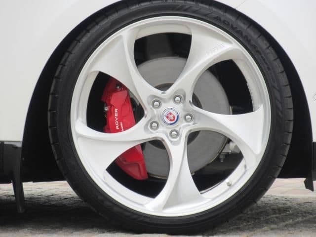 Land Rover Range Rover SV 2023