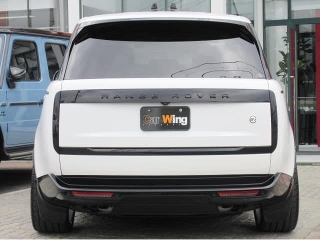 Land Rover Range Rover SV 2023