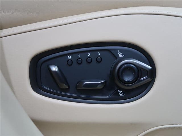 Aston Martin DBX 707 2023