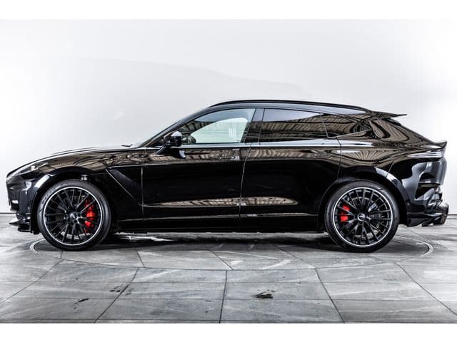 Aston Martin DBX 707 2023
