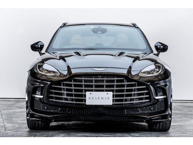 Aston Martin DBX 707 2023