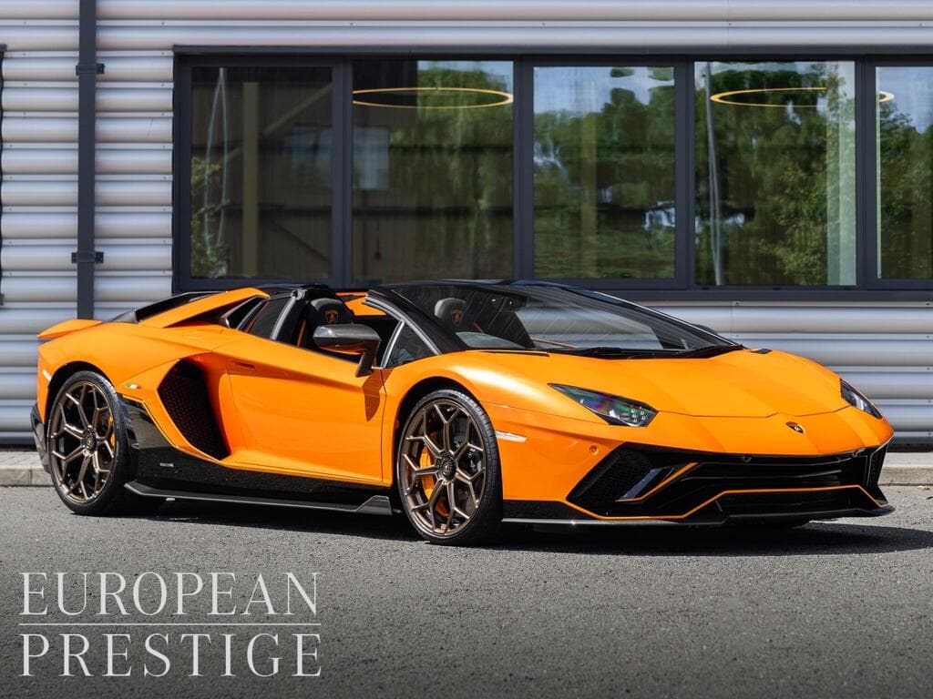 Lamborghini Aventador 2022