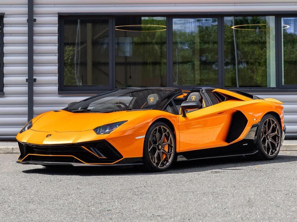Lamborghini Aventador 2022