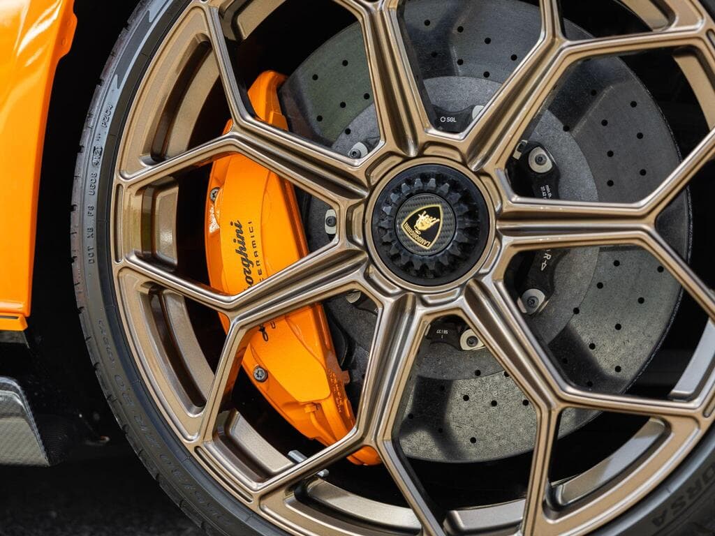 Lamborghini Aventador 2022