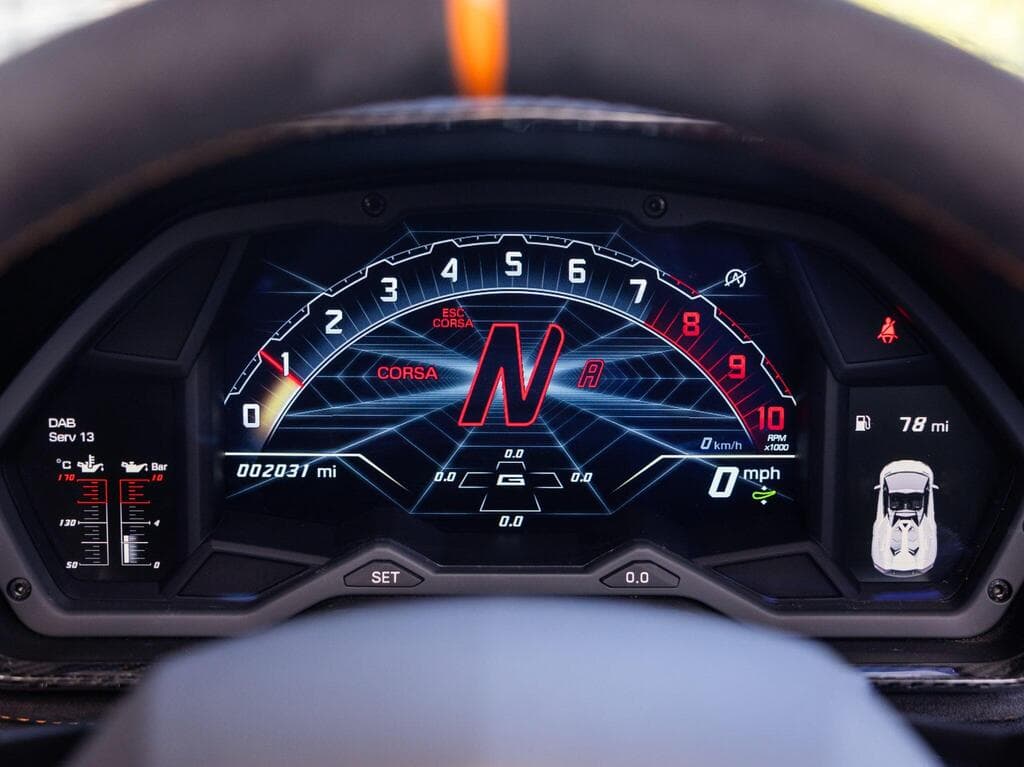 Lamborghini Aventador 2022