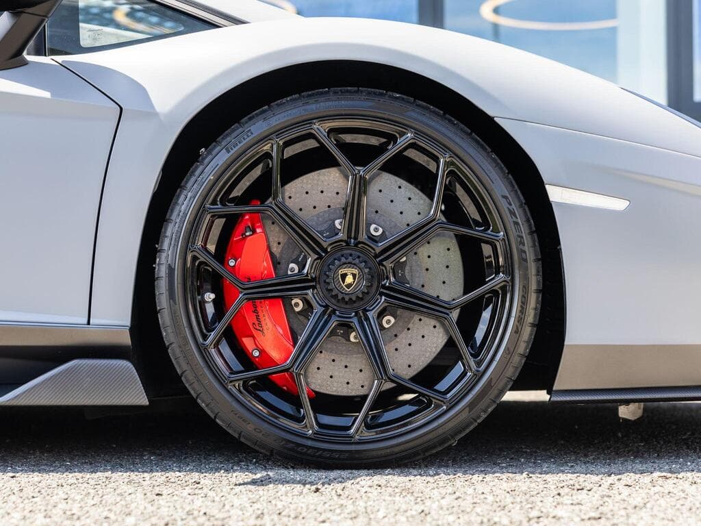 Lamborghini Aventador 2022