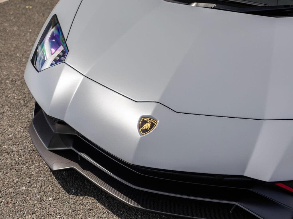 Lamborghini Aventador 2022