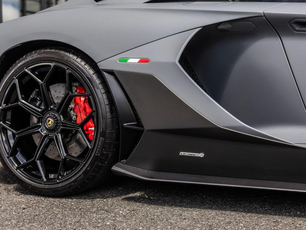Lamborghini Aventador 2022