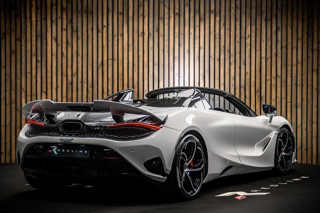 McLaren 750S 2023