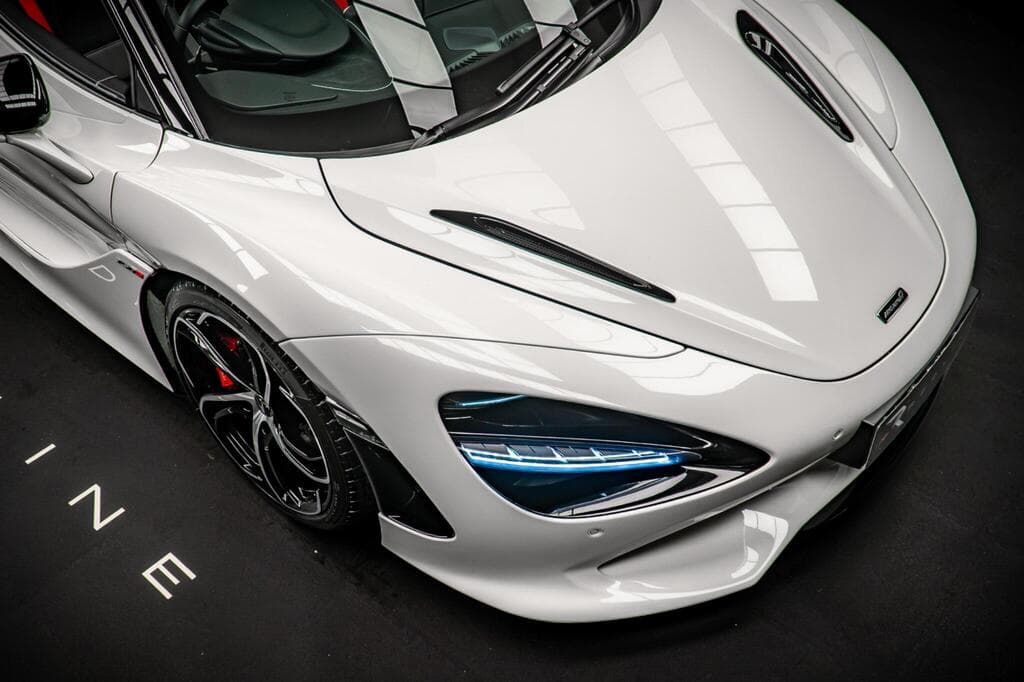 McLaren 750S 2023