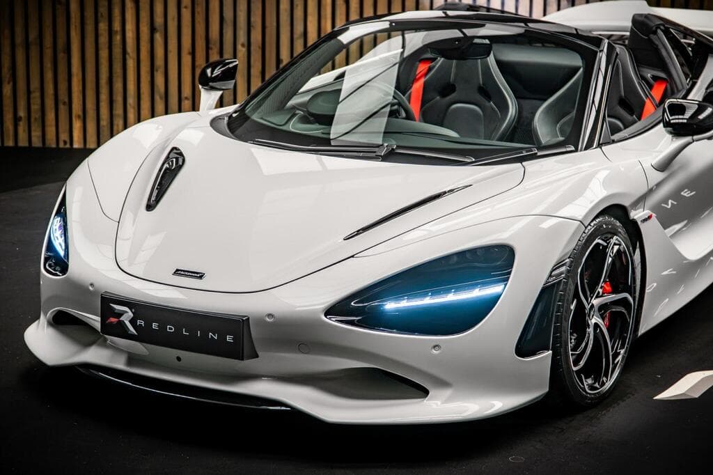 McLaren 750S 2023