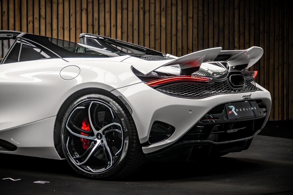 McLaren 750S 2023