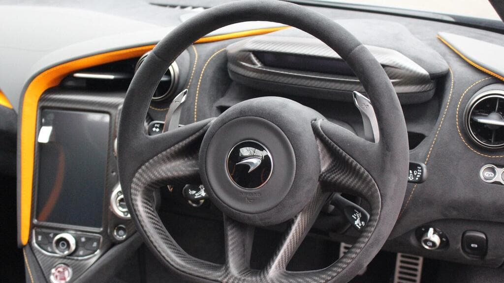 McLaren 720S 2023