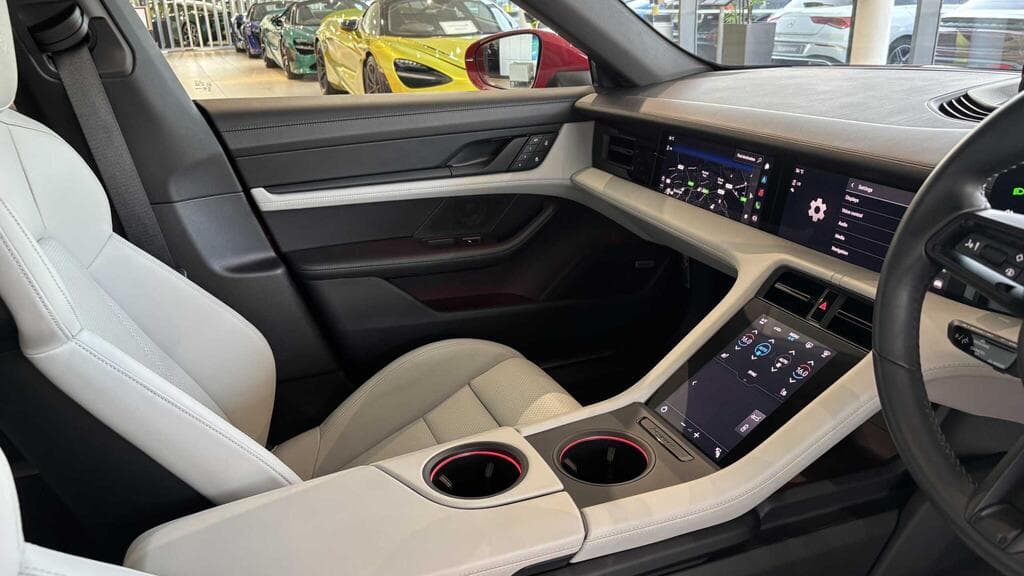 McLaren 720S 2022