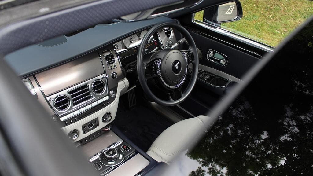 Rolls-Royce Wraith 2023