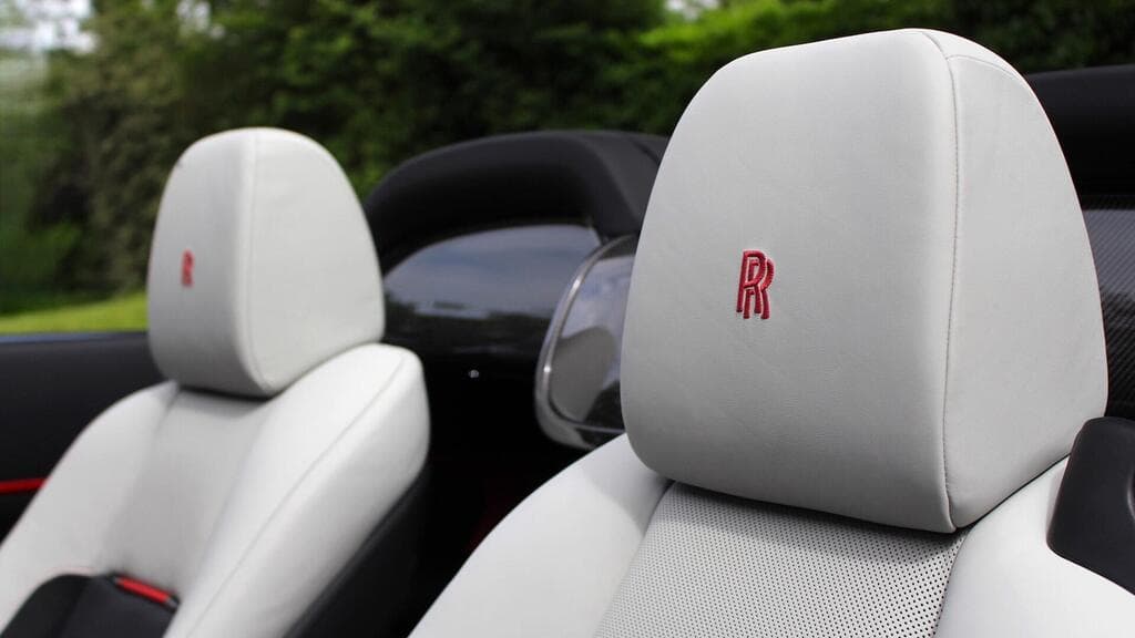 Rolls-Royce Dawn 2023