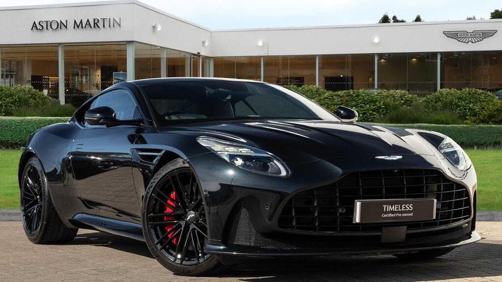 Aston Martin DB12 2023