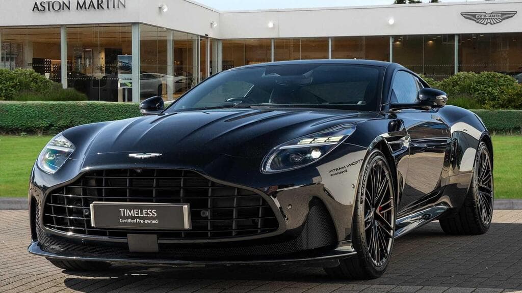 Aston Martin DB12 2023