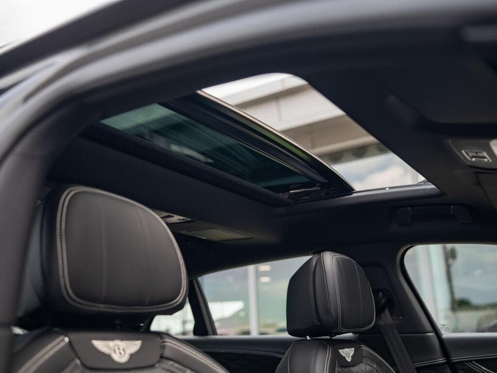 Bentley Flying Spur 2022