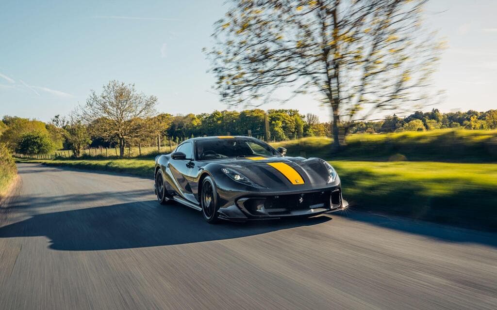 Ferrari 812 2022