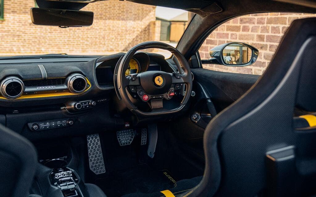 Ferrari 812 2022