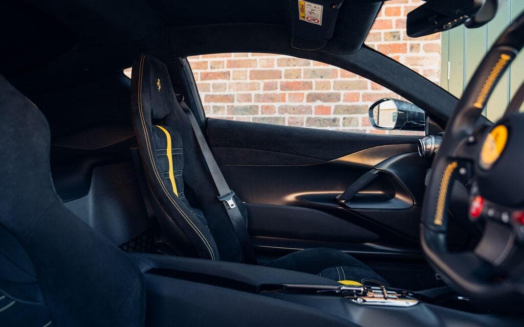Ferrari 812 2022