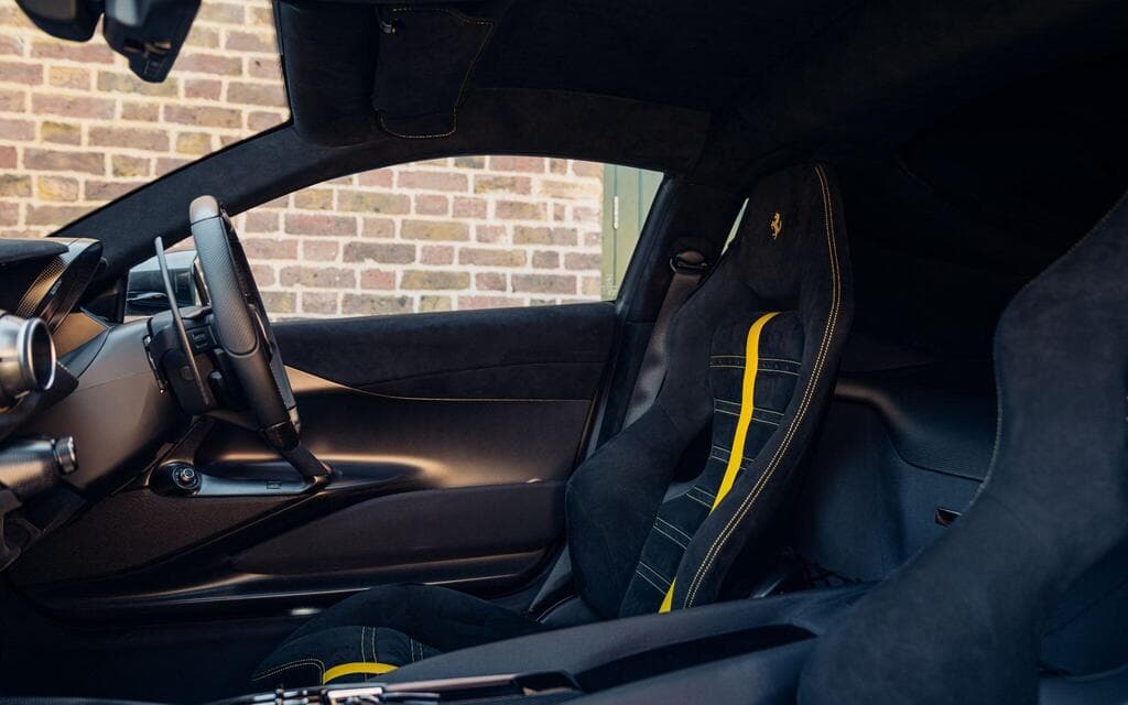 Ferrari 812 2022