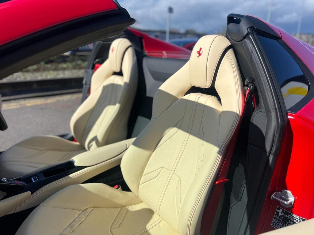 Ferrari 812 GTS 2022