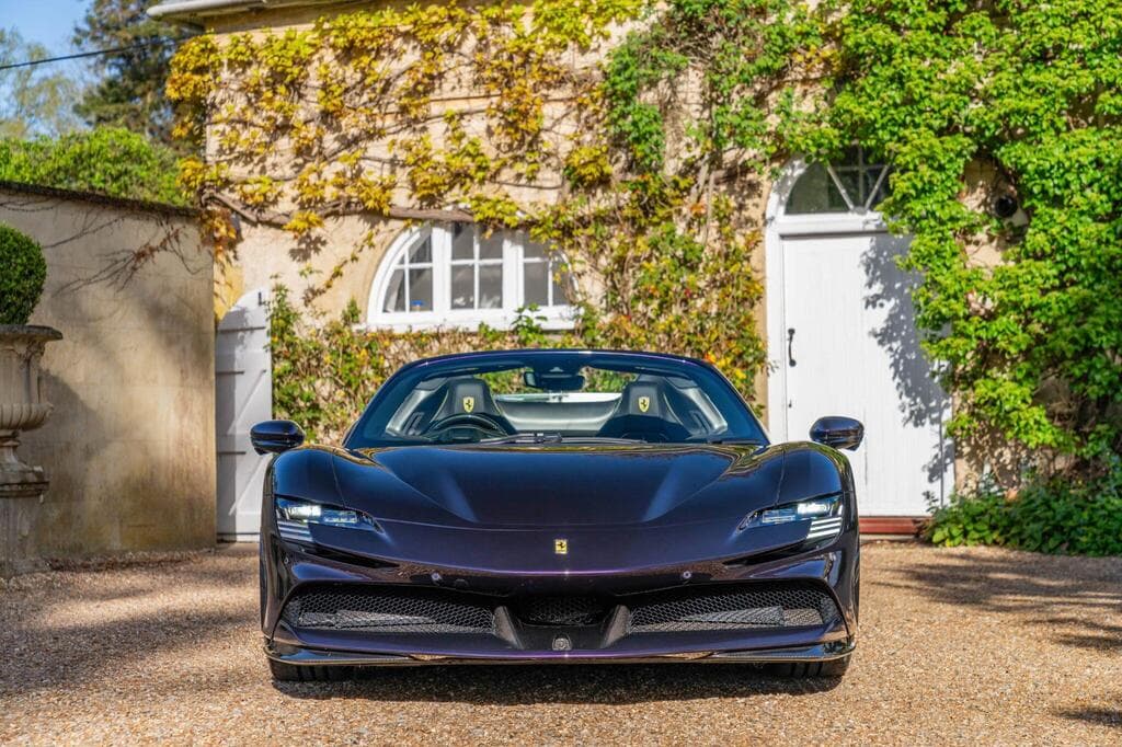 Ferrari SF90 2023