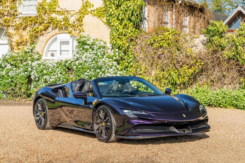 Ferrari SF90 2023