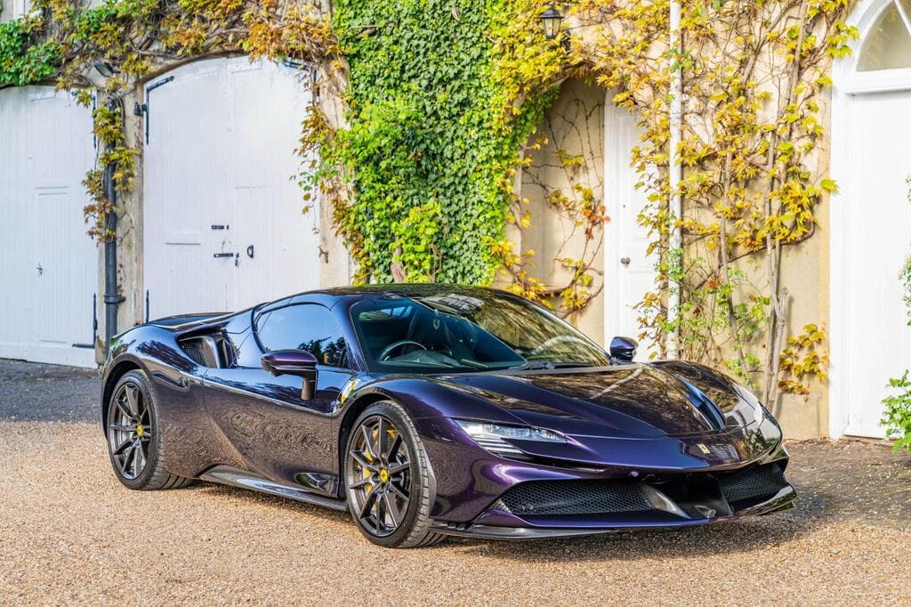 Ferrari SF90 2023