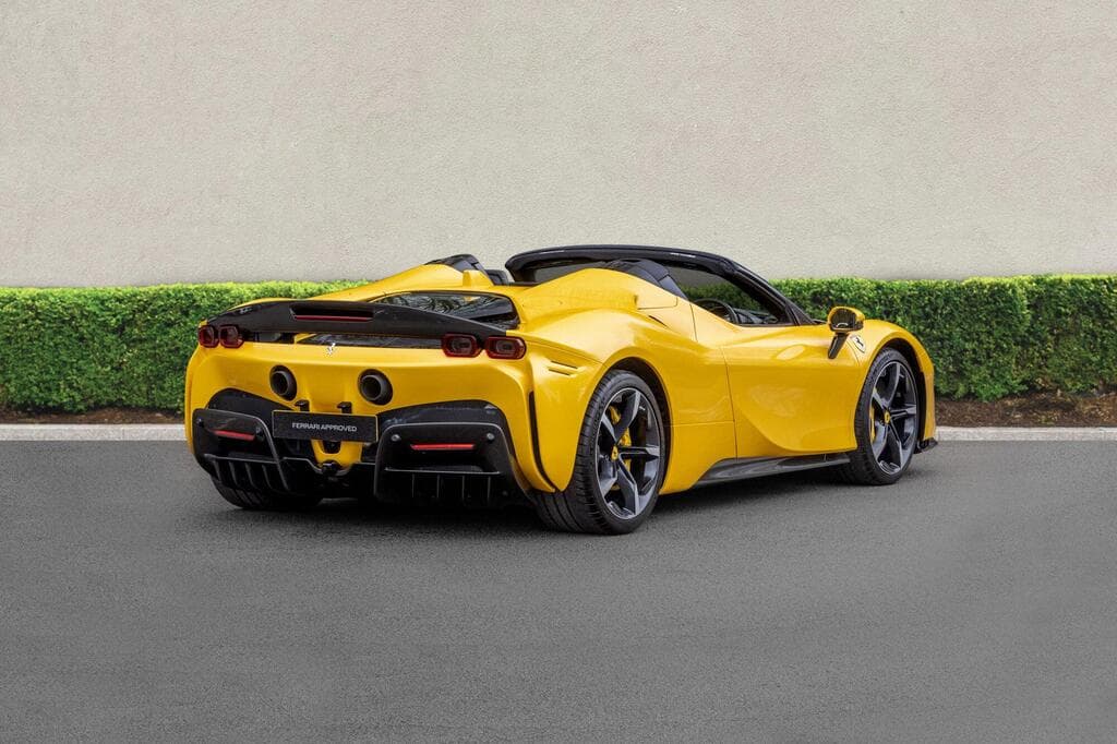 Ferrari SF90 2022