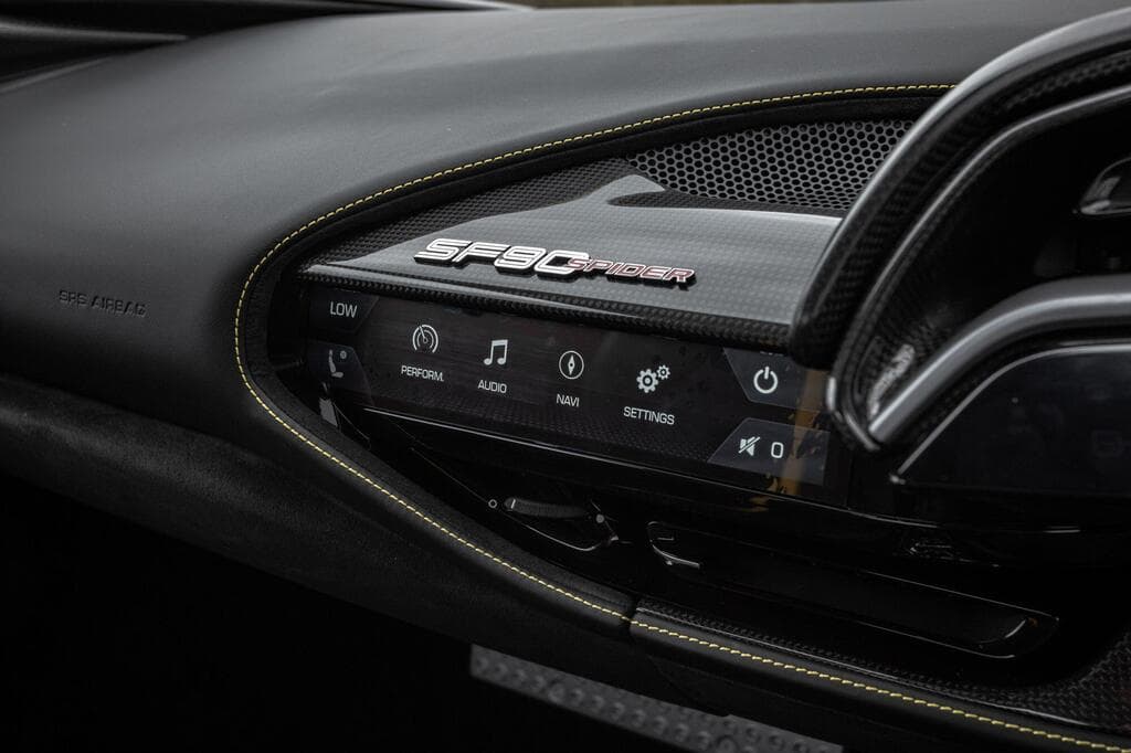 Ferrari SF90 2022