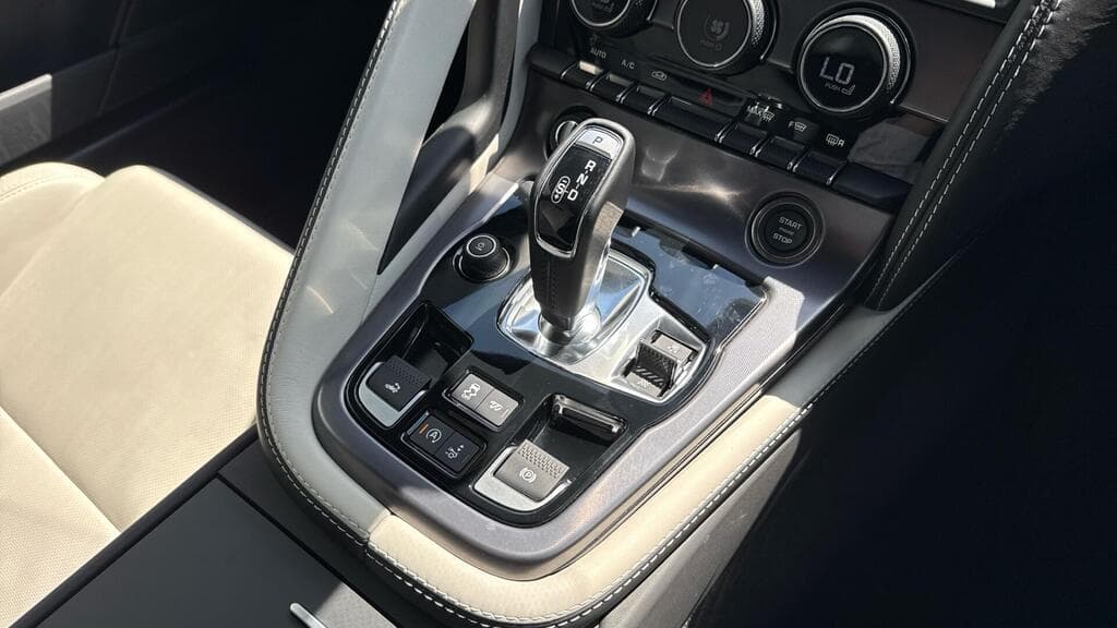 Jaguar F-Type 2023