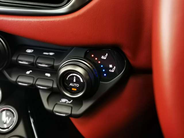 Aston Martin Vantage 2022