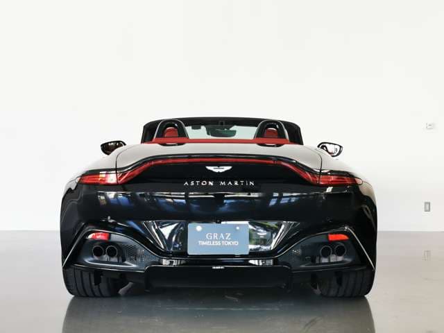 Aston Martin Vantage 2022