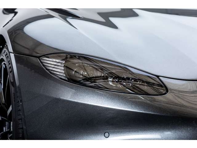 Aston Martin Vantage 2023