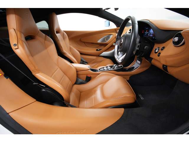 McLaren GT 2022