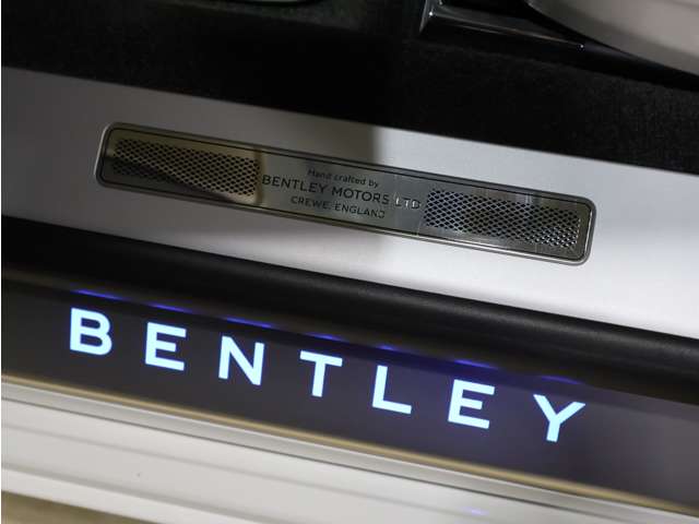 Bentley Flying Spur 2022