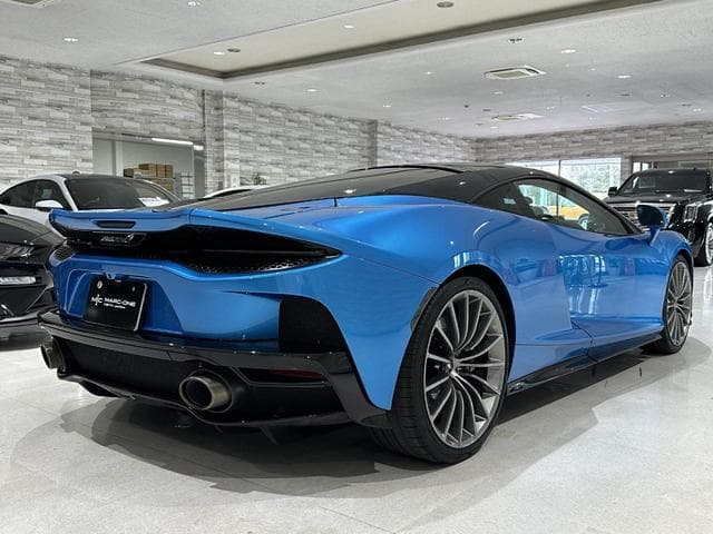 McLaren GT 2022